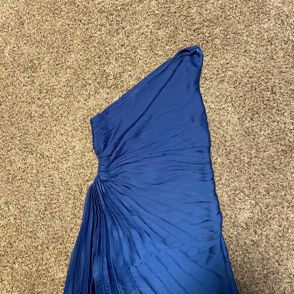 House of Harlow Formal Pleated One-Shoulder Satin Dress SZ MEDIUM Royal Blue - Picture 7 of 9